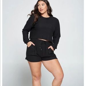 New❤️ 2 piece Plus Size short set